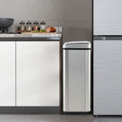 50-Liter Sensor Trash Can by Honhorrs: Stainless Steel, Anti-Fingerprint Finish and Stay-Open Mode