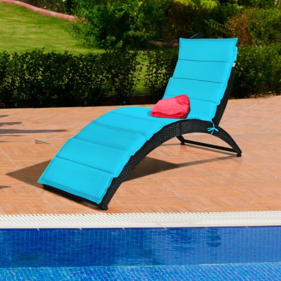 Honhorrs Folding Wicker Patio Lounge Chair, Curved Steel-Supported Seat with Tied Padded Cushion
